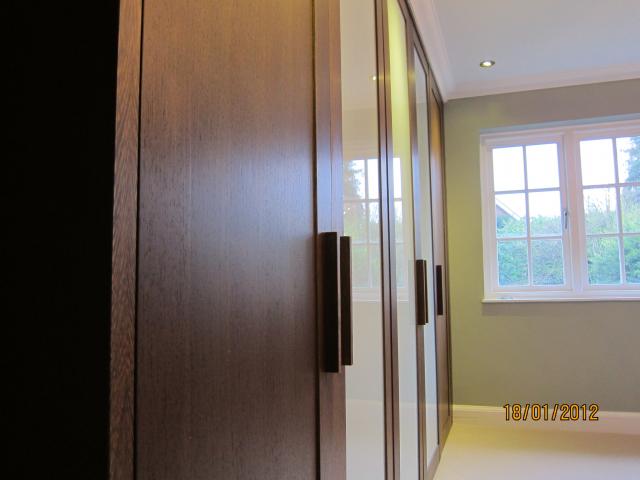 JAMES CARPENTRY | alcove cabinets | wardrobes | bookcases